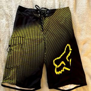 NEW Fox board shorts 28 boys mens